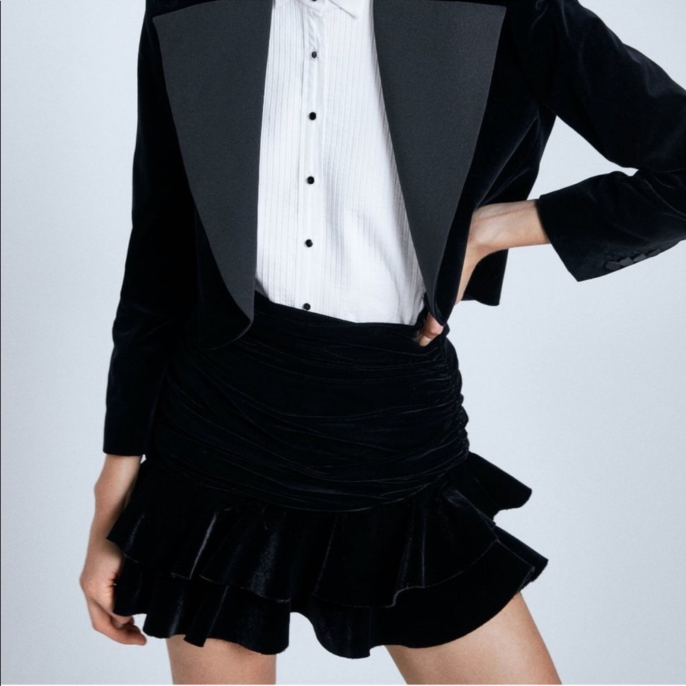 Zara Draped Mini Skirt in Velvet Black Blogger Fav - Picture 6 of 14